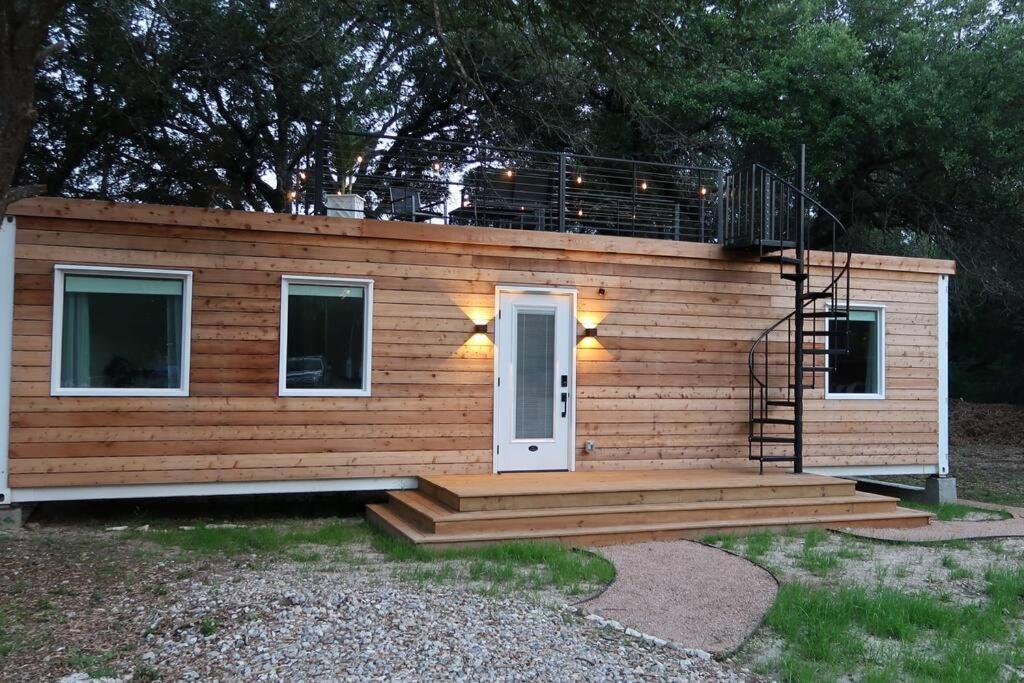 The Lonely Bull Luxury Container Home On 5 Acres WeatherfordWeatherford  Kültér fotó